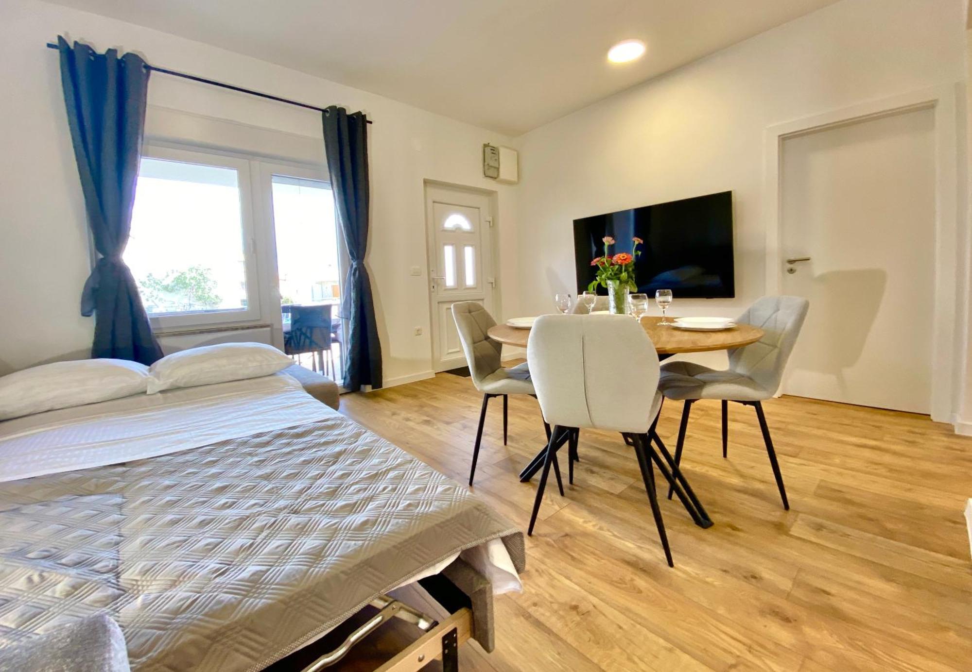 West Apartments ซาดาร์ ภายนอก รูปภาพ