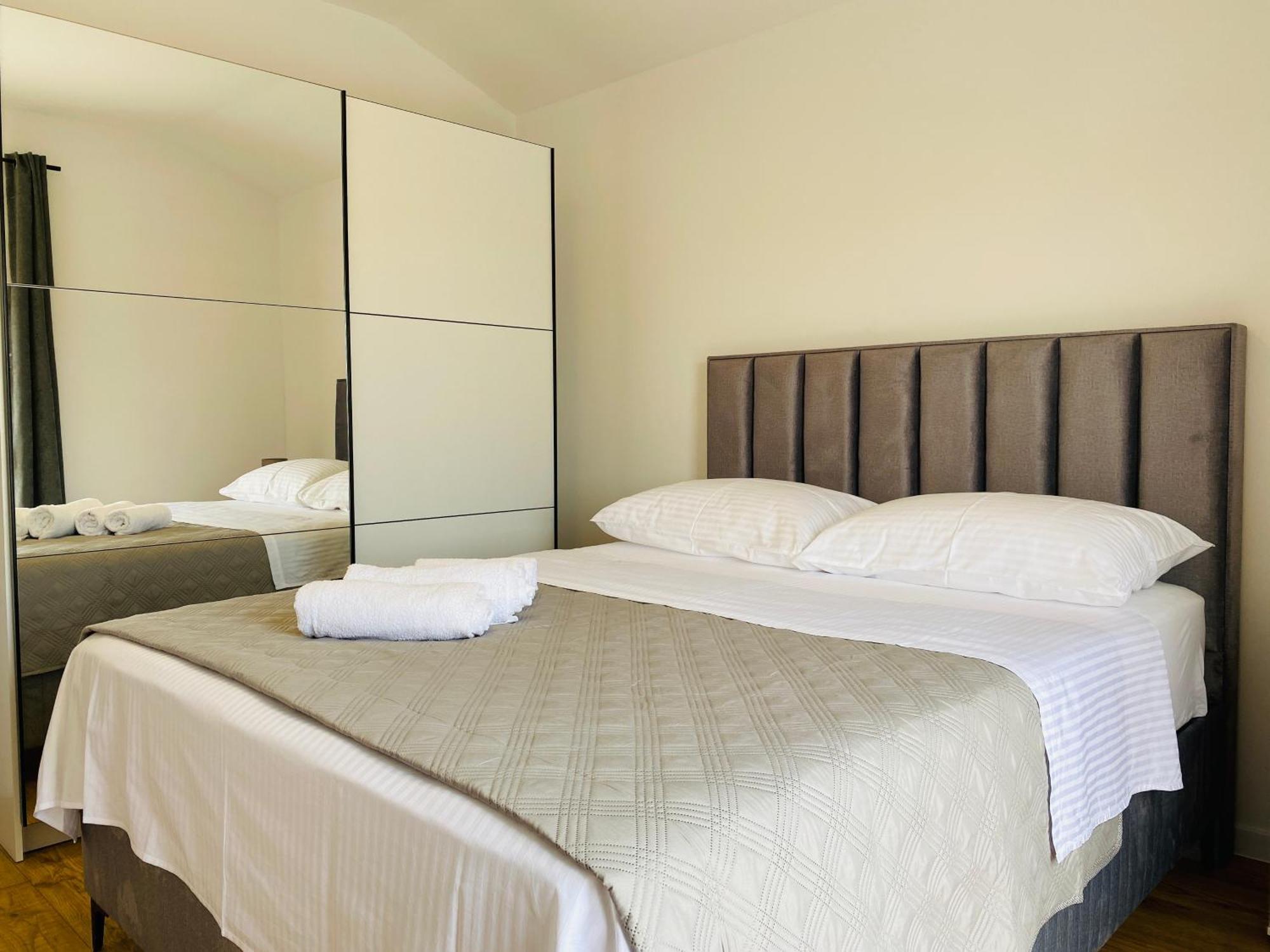 West Apartments ซาดาร์ ภายนอก รูปภาพ